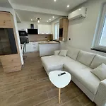 Mariva - 23 Apartment